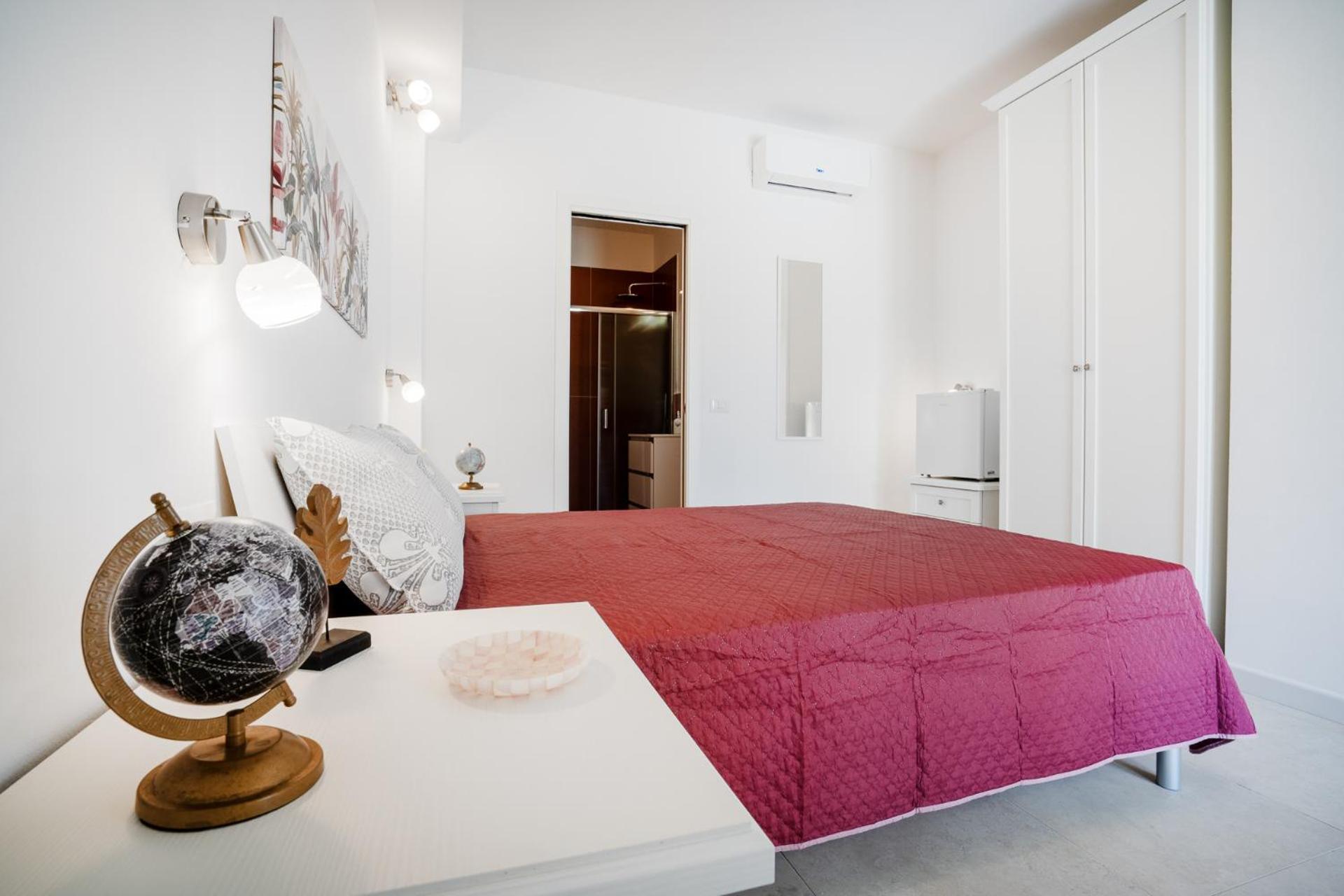 Ambra Holiday Rooms - Rooms & Beach San Teodoro  Ngoại thất bức ảnh